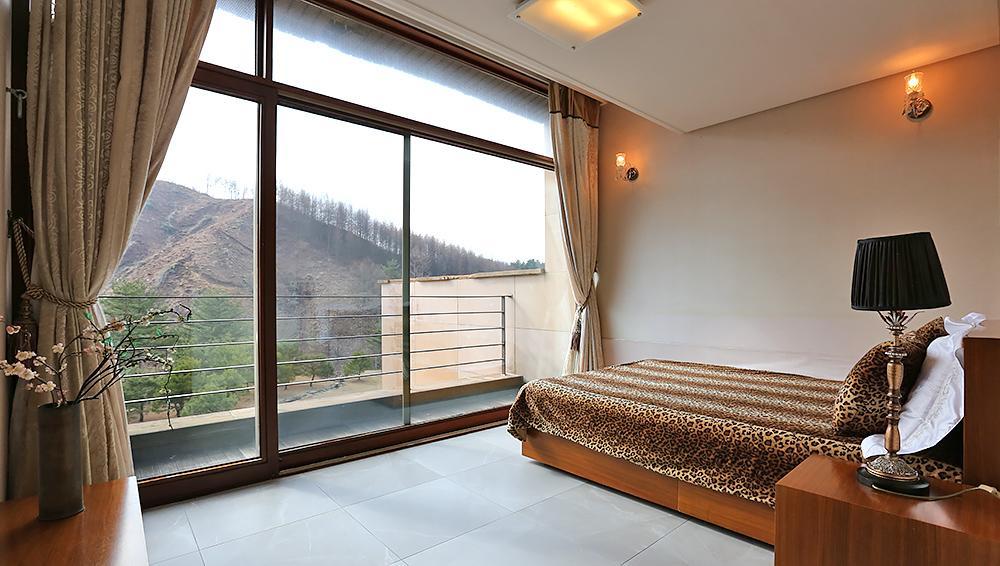 Hugel Heim Pension Pyeongchang Exterior photo